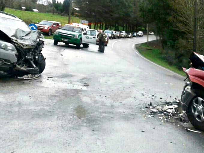 Panguipulli Un Muerto Y Seis Heridos Deja Accidente Frontal Entre Dos