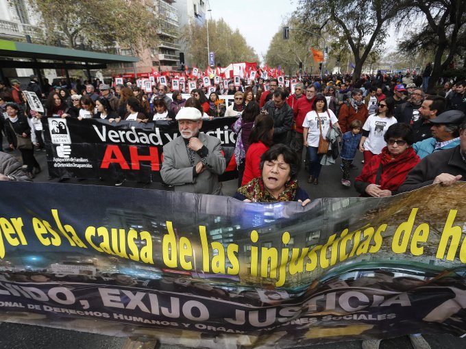 Miles De Personas Marcharon Por La Alameda En Recuerdo A Las V Ctimas