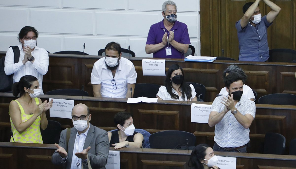 Pleno de la Convención aprueba sus primeros 10 artículos cinco pasan