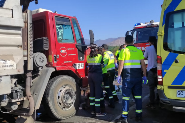 Accidente de tránsito múltiple dejó una mujer fallecida y al menos tres