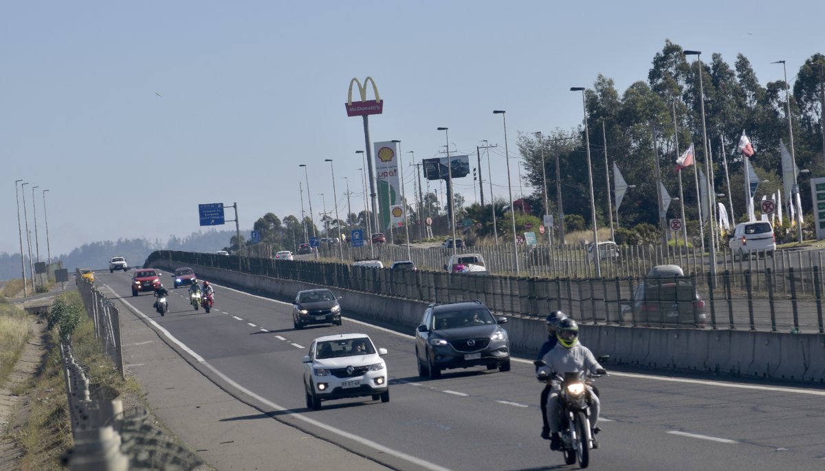 Robo de vehículo origina extensa persecución policial por Ruta 68