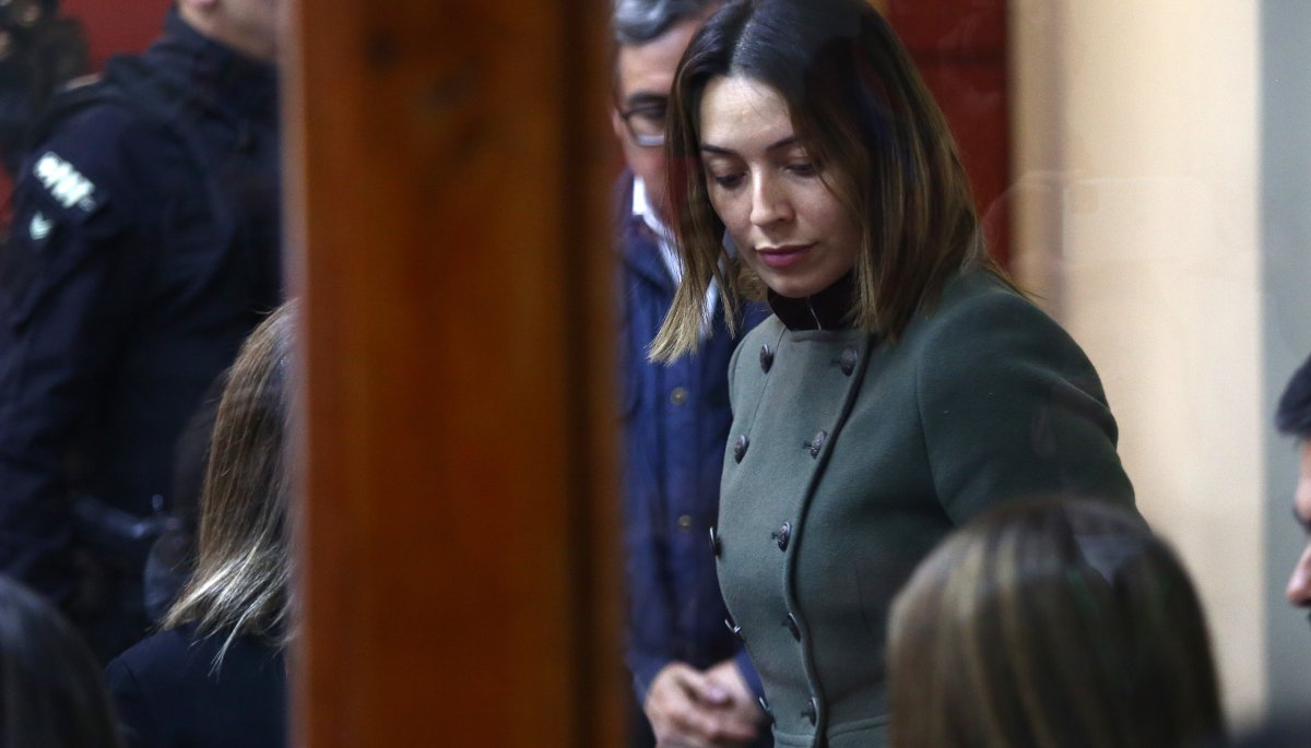 Camila Polizzi Y Otros Cuatro Imputados Son Formalizados En Extensa