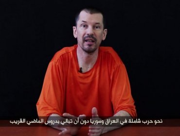 Murió el padre del rehén británico del ISIS que grabó un video suplicando su liberación