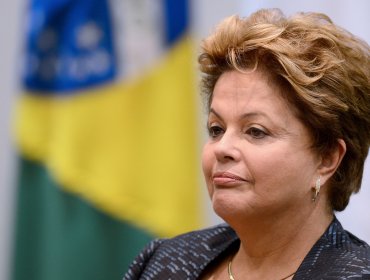 Dilma Rousseff vence a Aecio Neves y es reelecta Presidenta de Brasil