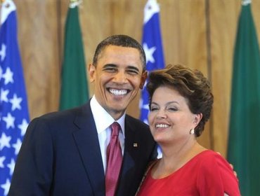 Presidente Obama felicita a Dilma Rousseff por su triunfo en Brasil