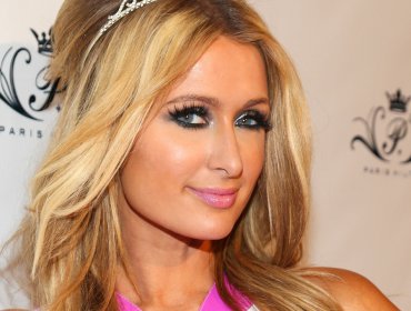 Paris Hilton se disfraza de Minnie sexy y hasta la policía la deleita