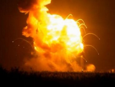 Video: Explota cohete de la NASA segundos después de su lanzamiento