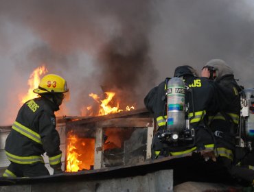 Cadete de bomberos es detenido tras confesar ser autor de una serie de incendios en Curacautín