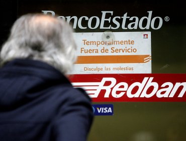 Asociación de Bancos llamó a no instalar carteles “mentirosos” en los cajeros automáticos este fin de semana largo