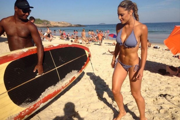 Vanessa Huppenkothen mostró más de la cuenta con su bikini