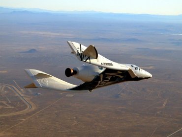 Nave de turismo espacial de "Virgin Galactic" se estrella en Estados Unidos