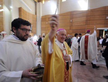 Todos tienen derecho a escribir al Papa afirma arzobispo de Santiago