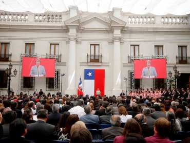 Encuesta Cadem: 51% de los chilenos desaprueba la reforma educacional de la Presidenta Bachelet