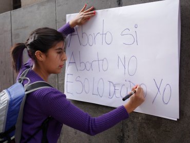 Joven de 13 años violada y con embarazo inviable reabre debate por despenalización de aborto