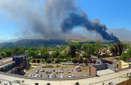 Incendio se registra cerca de la ciudad deportiva de Iván Zamorano