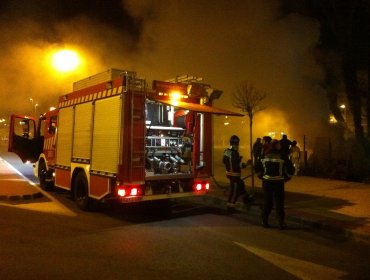 Mujer muere en un incendio ocurrido en su domicilio en Lo Barnechea
