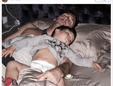 Tierna foto de Messi junto a su hijo causa emoción en las redes sociales