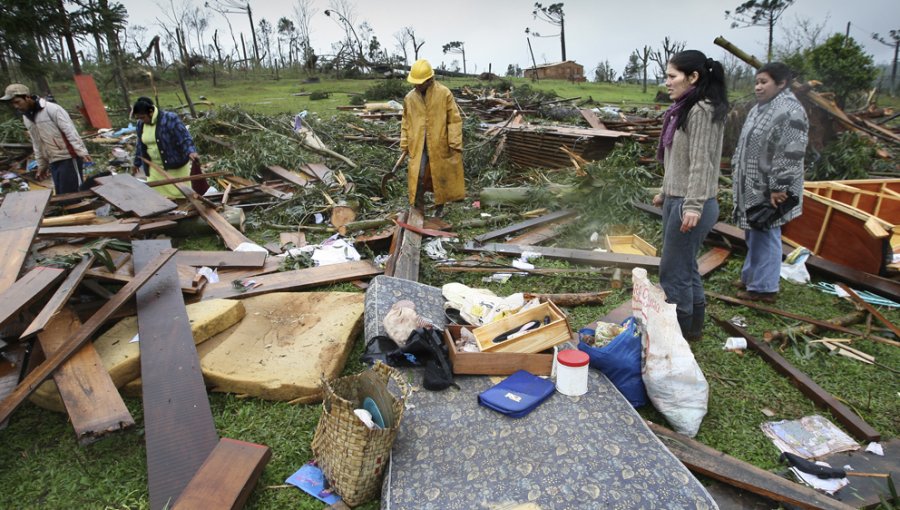 Cuatro heridos y más de 260 casas dañadas por un tornado en Argentina