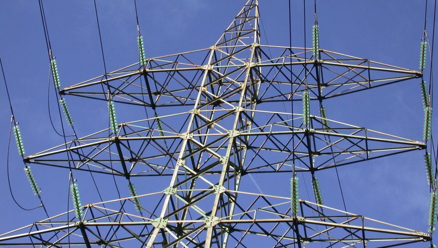 Joven se electrocuta mientras se tomaba “selfie” en una torre de alta tensión