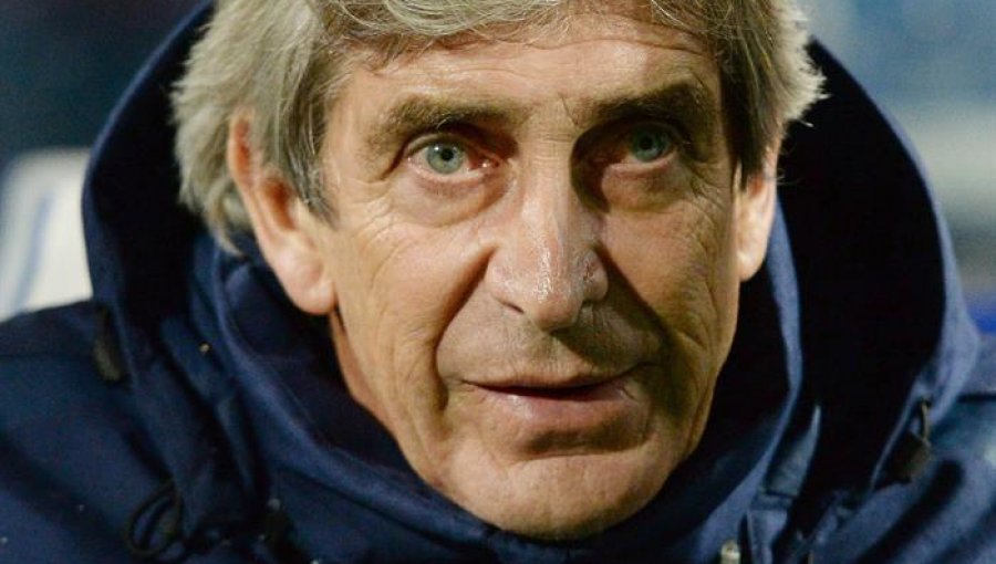 Agüero salva a Pellegrini: Pobre empate consigue el Manchester City
