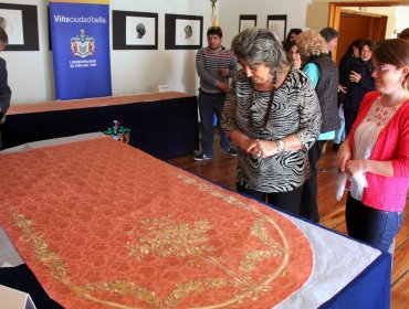 Viña del Mar: Reginato recibe restauración de textiles del Palacio Rioja