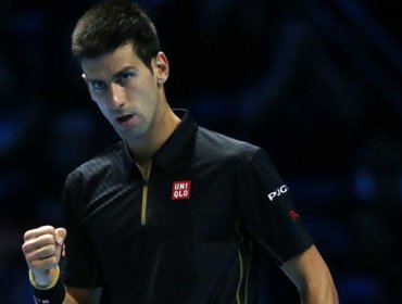 Djokovic vence sin problemas a Cilic en debut del Torneo de Maestros