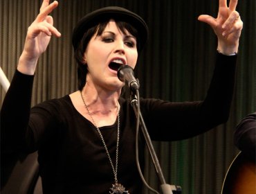 Dolores O'Riordan ingresa en el hospital tras agredir a una azafata