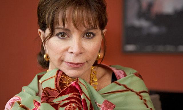 Isabel Allende y medalla que recibirá de Obama: “Me siento honrada”