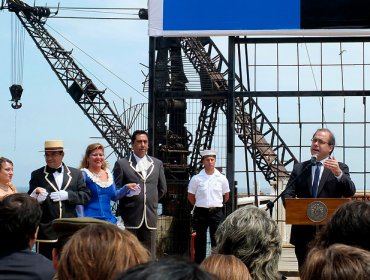 Ministro de Obras Publicas anuncia el comienzo de la reparación total del Muelle Vergara