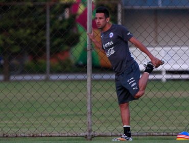 Mauricio Isla sufrió un leve esguince en su tobillo derecho