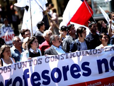 Pese a acuerdo con Ministerio de Educación, profesores mantienen paro nacional indefinido