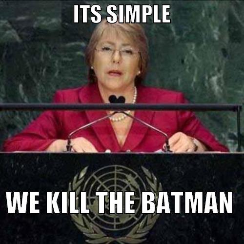 Mira los memes por "rol" de la Presidenta en esperada película de Batman vs Superman