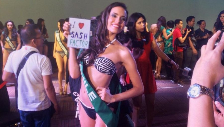 Miss Chile recibe reconocimiento en certamen de belleza Miss Earth 2014