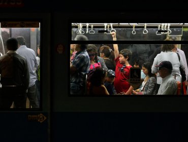 En imágenes: El día después del colapso del Metro de Santiago