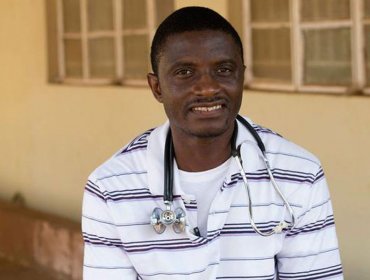 Fallece en hospital de EEUU médico que contrajo el ébola en Sierra Leona