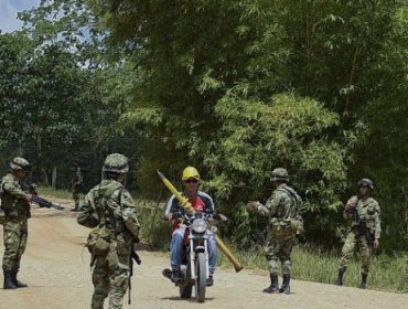 FARC confirma que tiene prisionero a general del Ejército de Colombia