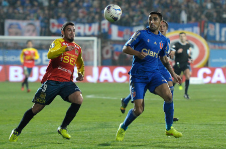 Osvaldo González quedó descartado en U. de Chile para enfrentar a Barnechea