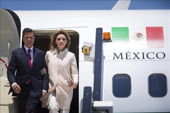 Peña Nieto y su esposa, en la mira por su patrimonio en medio de protestas