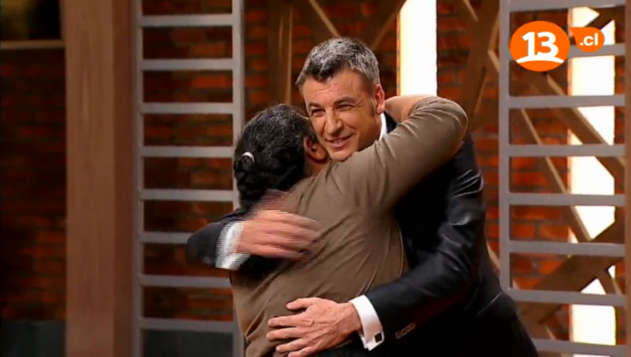 "MasterChef": Leonora consiguió beso y abrazo de dos jurados