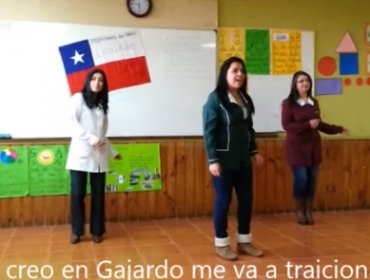 Video: Paro docente: Al ritmo de Pandora y Juan Gabriel, profesoras criticaron a Gajardo y Eyzaguirre