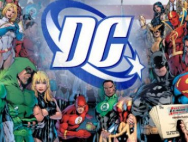 DC Comics denunció a equipo de fútbol Español por plagio en el logo de uno de sus héroes