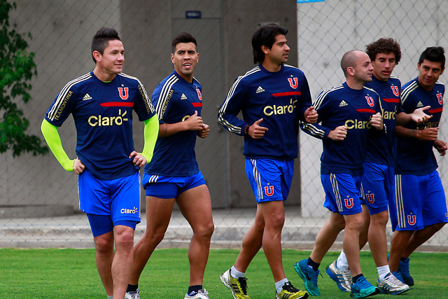 La "U" retomó entrenamientos con la mente puesta en Ñublense