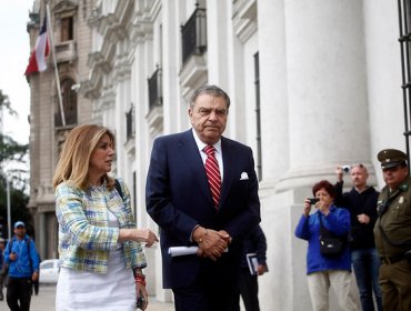 Presidenta Bachelet se reúne con Don Francisco y llama a "ponernos con la Teletón"