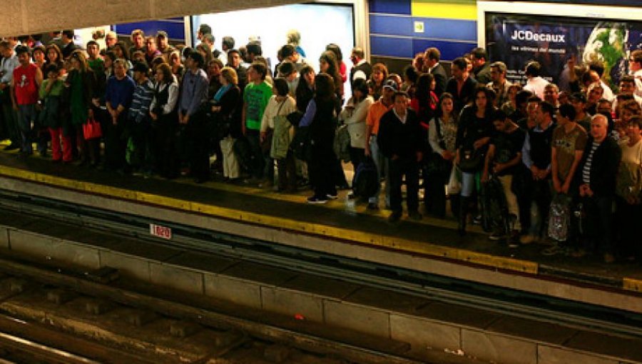 Nuevo incidente genera complicaciones en la Línea 4 del Metro