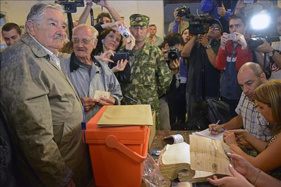 Mujica: "No sirvo como jubilado tirado en un rincón acariciando recuerdos"