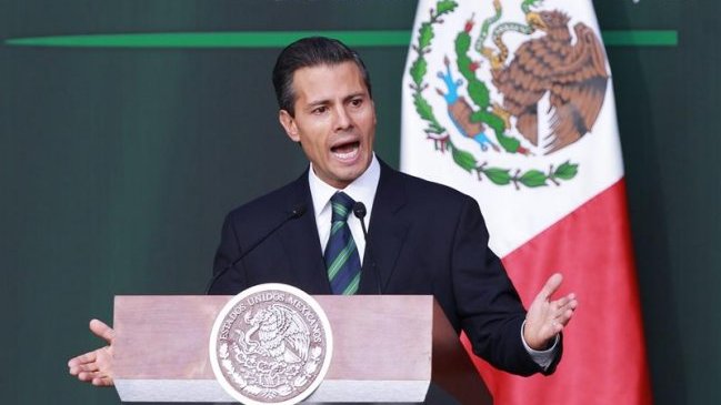 México: Popularidad de Peña Nieto cayó a su menor nivel tras dos años en el poder