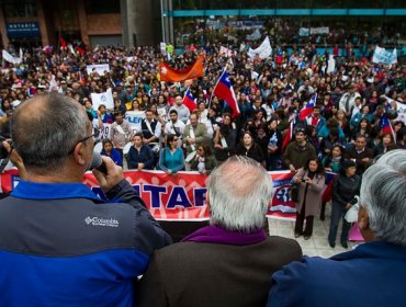 Mineduc informa que más de mil establecimientos educaciones se encuentran en paro