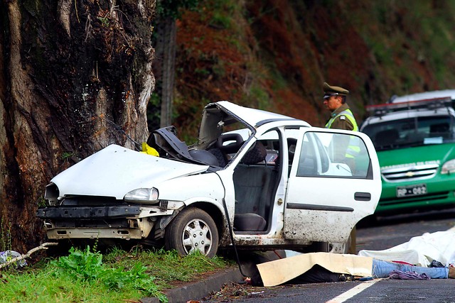 Seis personas resultaron lesionadas tras choque de automóviles en Osorno