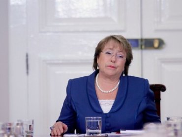 Encuesta Adimark: Aprobación de Bachelet llega a 42%, cayendo por quinto mes consecutivo