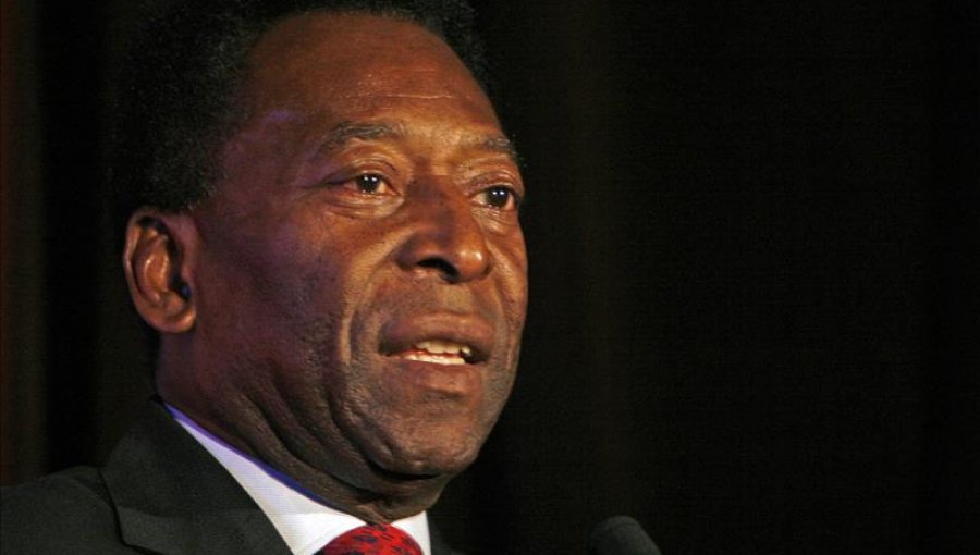 Pelé sigue mejor y es ingresado en terapia intermedia